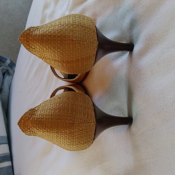 Kate Spade size 7 B pumps - Picture 5 of 7